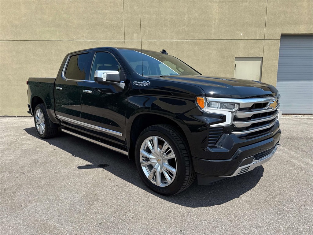 2023 Chevrolet Silverado 1500 High Country photo 7