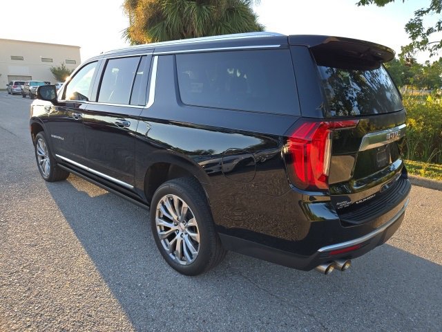 2023 Gmc Yukon XL Denali photo 2