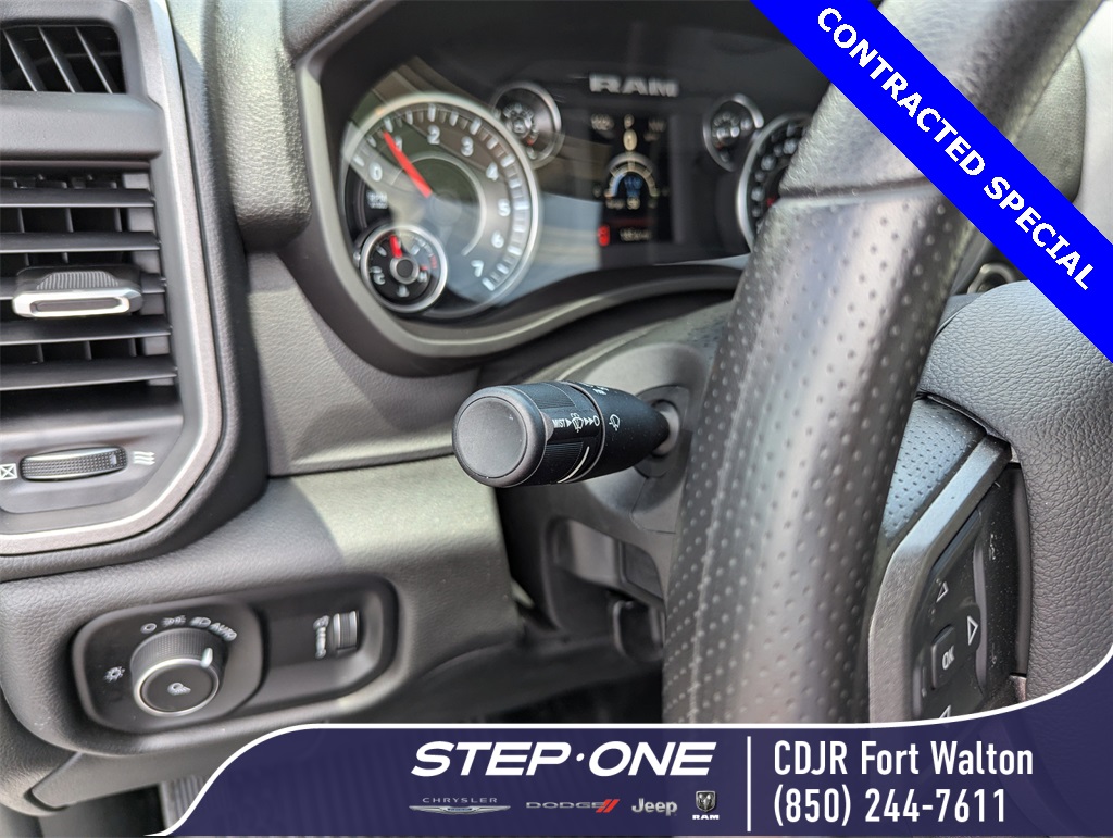 2023 Ram 2500 Tradesman photo 13