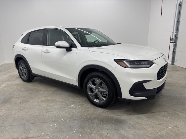 2026 Honda HR-V LX photo 3