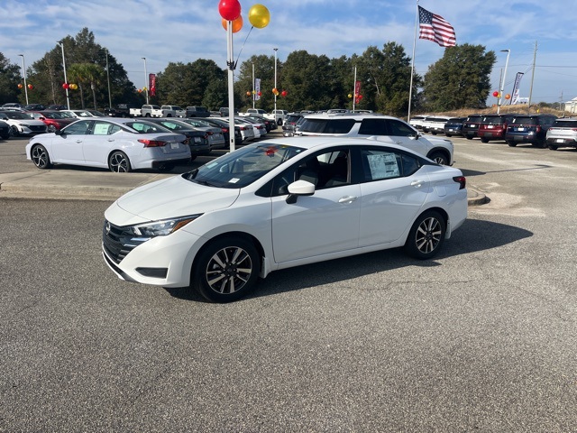 2025 Nissan Versa SV photo 3
