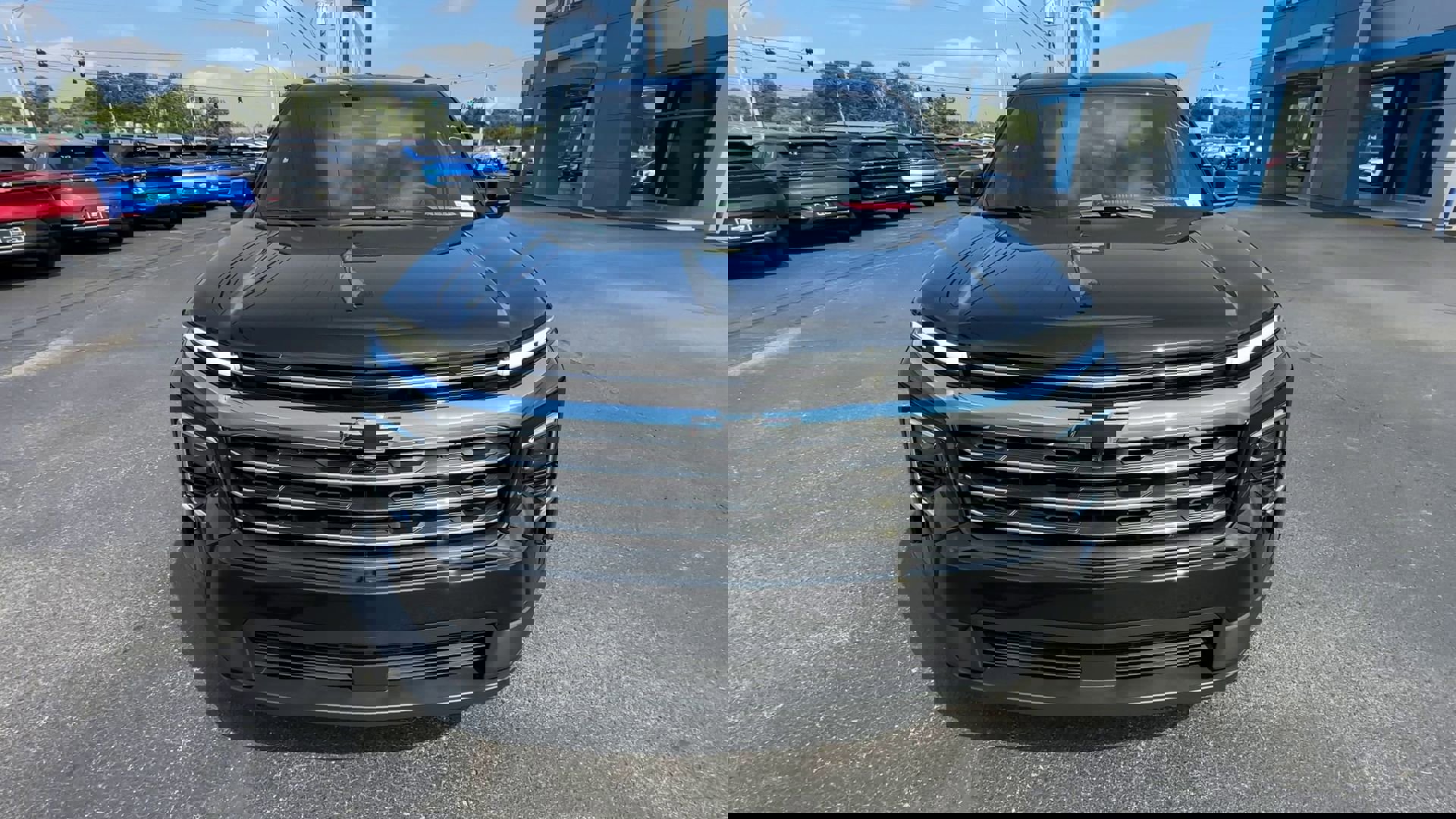 2026 Chevrolet Traverse photo 3