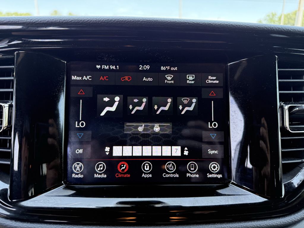 2023 Dodge Durango GT photo 3