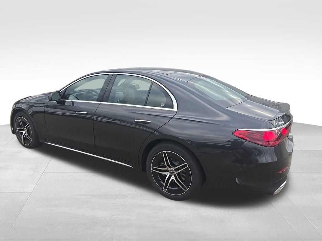 2026 Mercedes Benz E 350 4MATIC photo 3