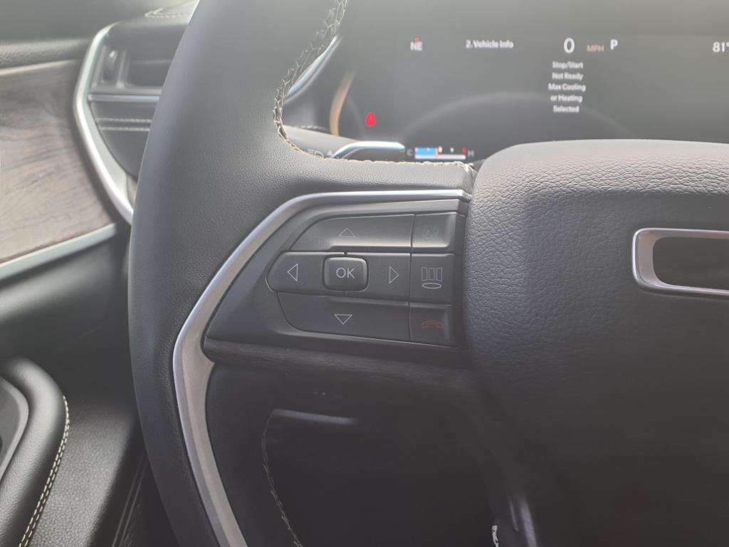 2023 Jeep Grand Cherokee Limited photo 18