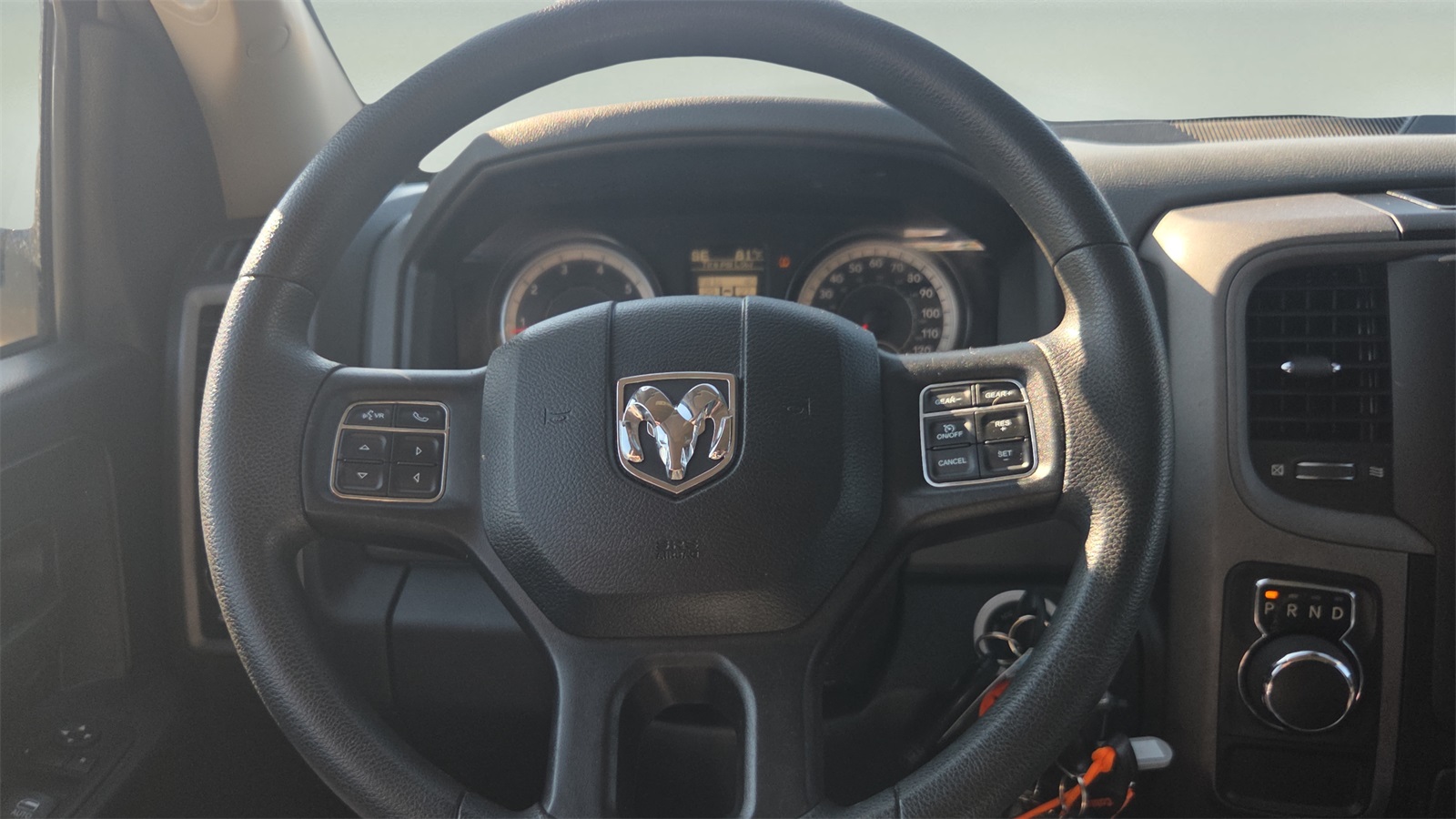 2018 Ram 1500 Tradesman photo 11