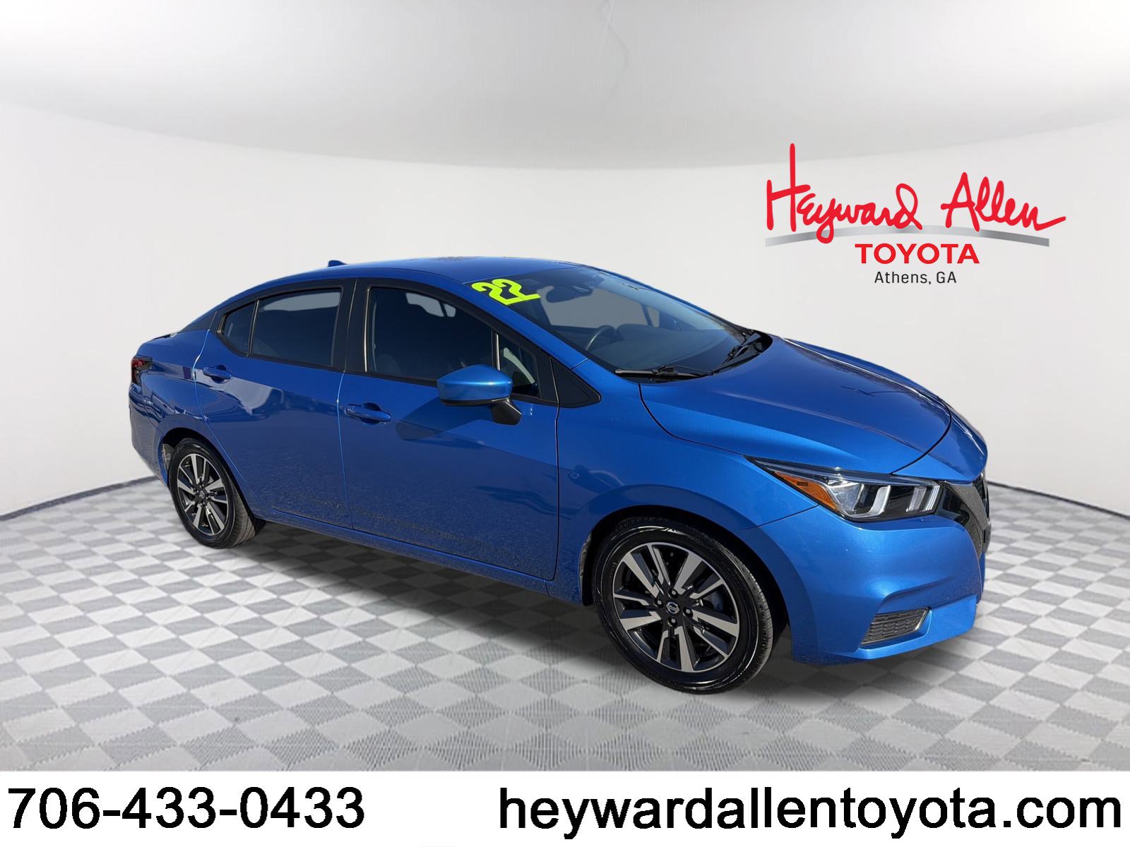 2022 Nissan Versa Sedan SV