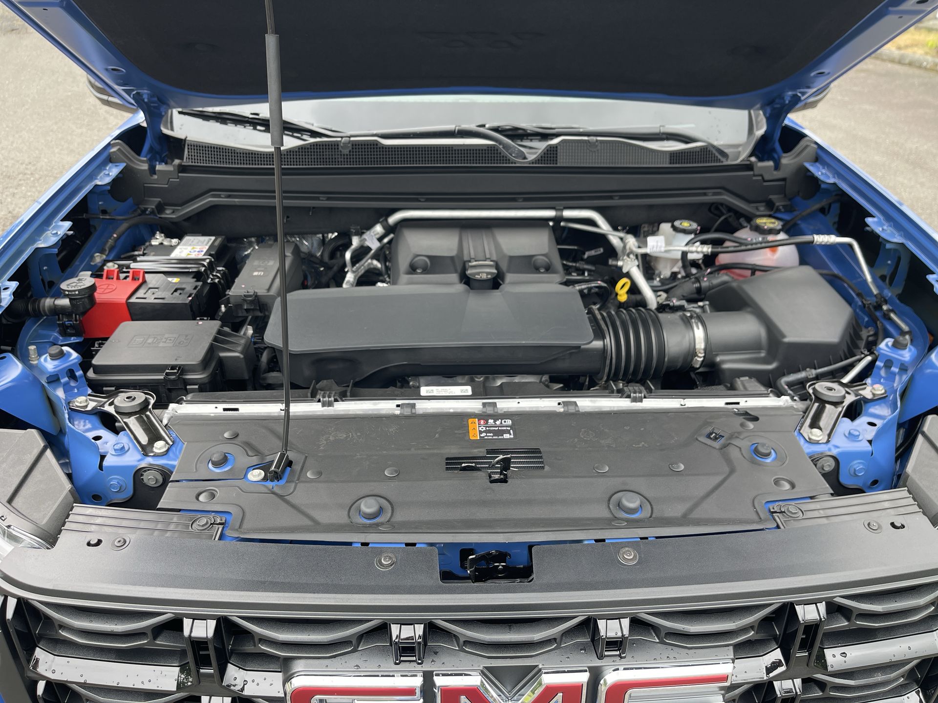 2025 Gmc Canyon Elevation photo 28