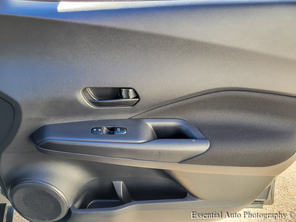 2023 NISSAN KICKS - Image 20