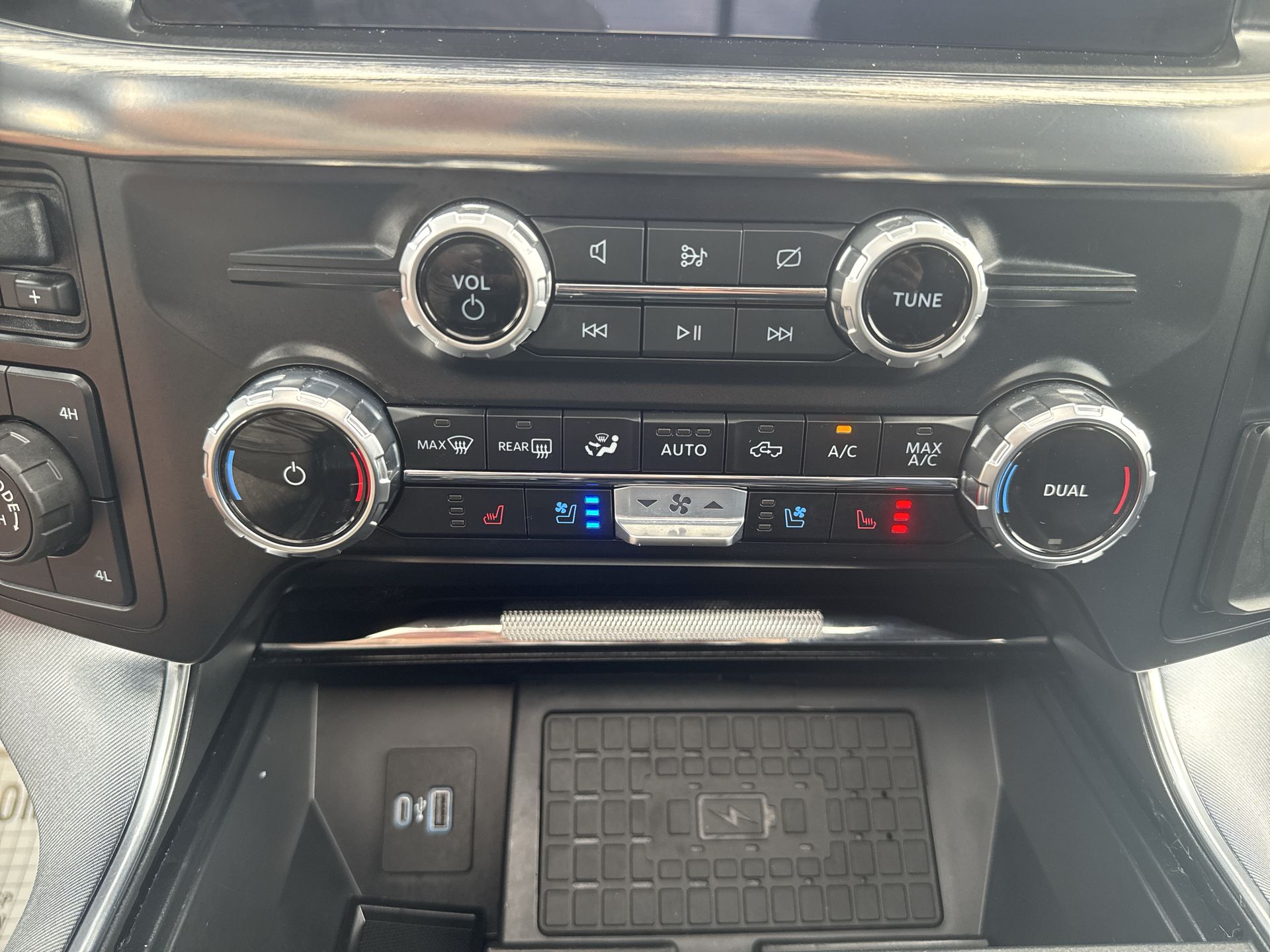 2023 Ford F-150 Raptor photo 10