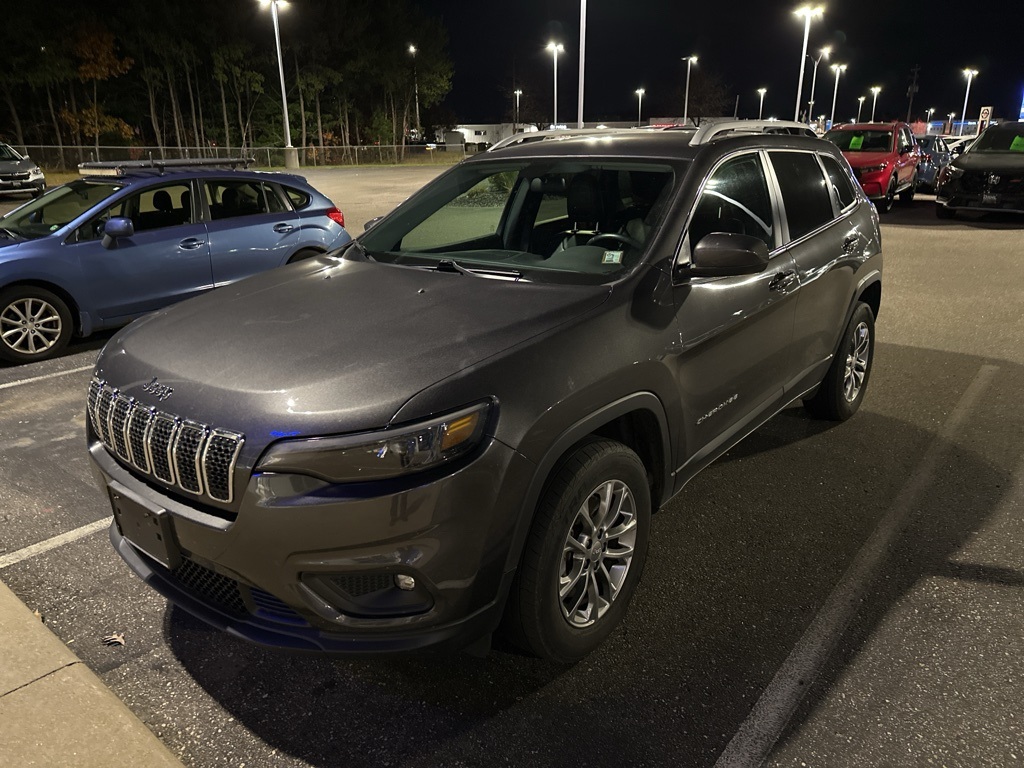 Used 2019 Jeep Cherokee Latitude Plus with VIN 1C4PJMLX2KD208520 for sale in Stevens Point, WI