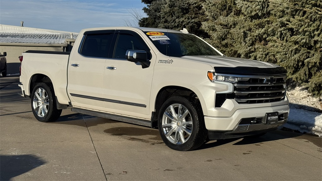 2023 Chevrolet Silverado 1500 High Country's photo