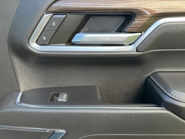 2022 Chevrolet Silverado 1500 LT photo 18