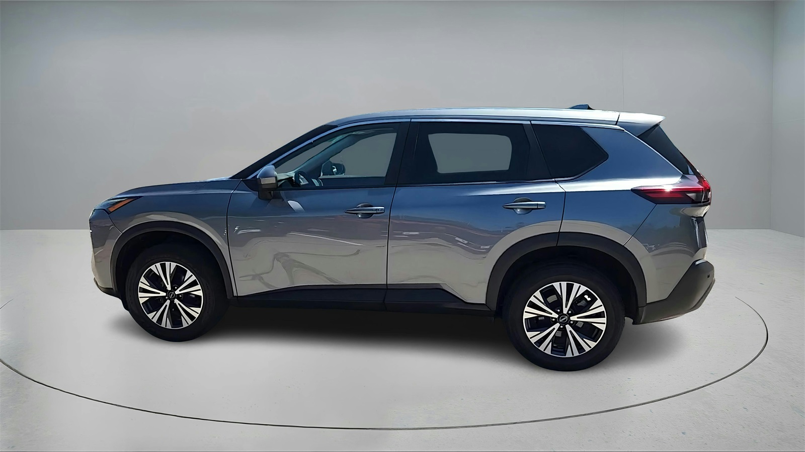 2023 Nissan Rogue SV photo 6