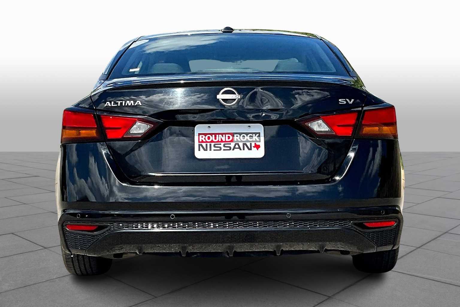 2023 Nissan Altima 2.5 SV photo 4