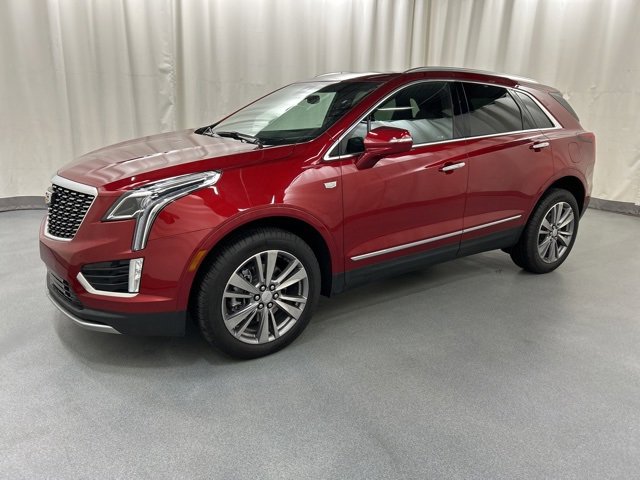 2025 Cadillac XT5 Premium Luxury photo 2