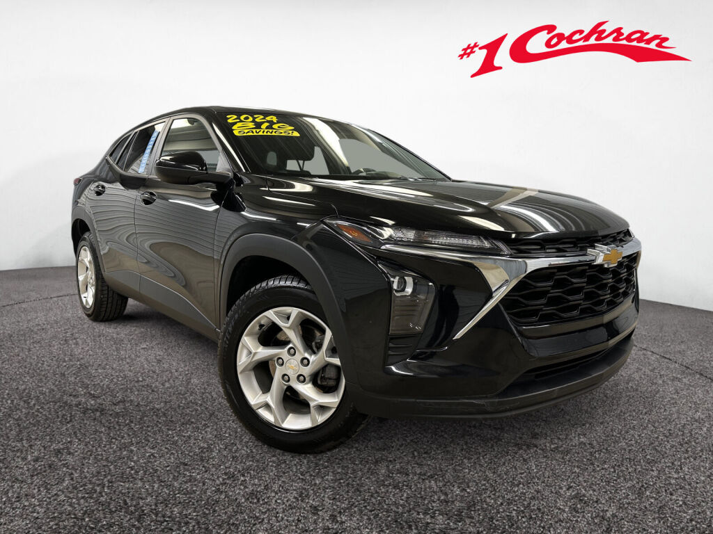 2024 Chevrolet Trax LS's photo