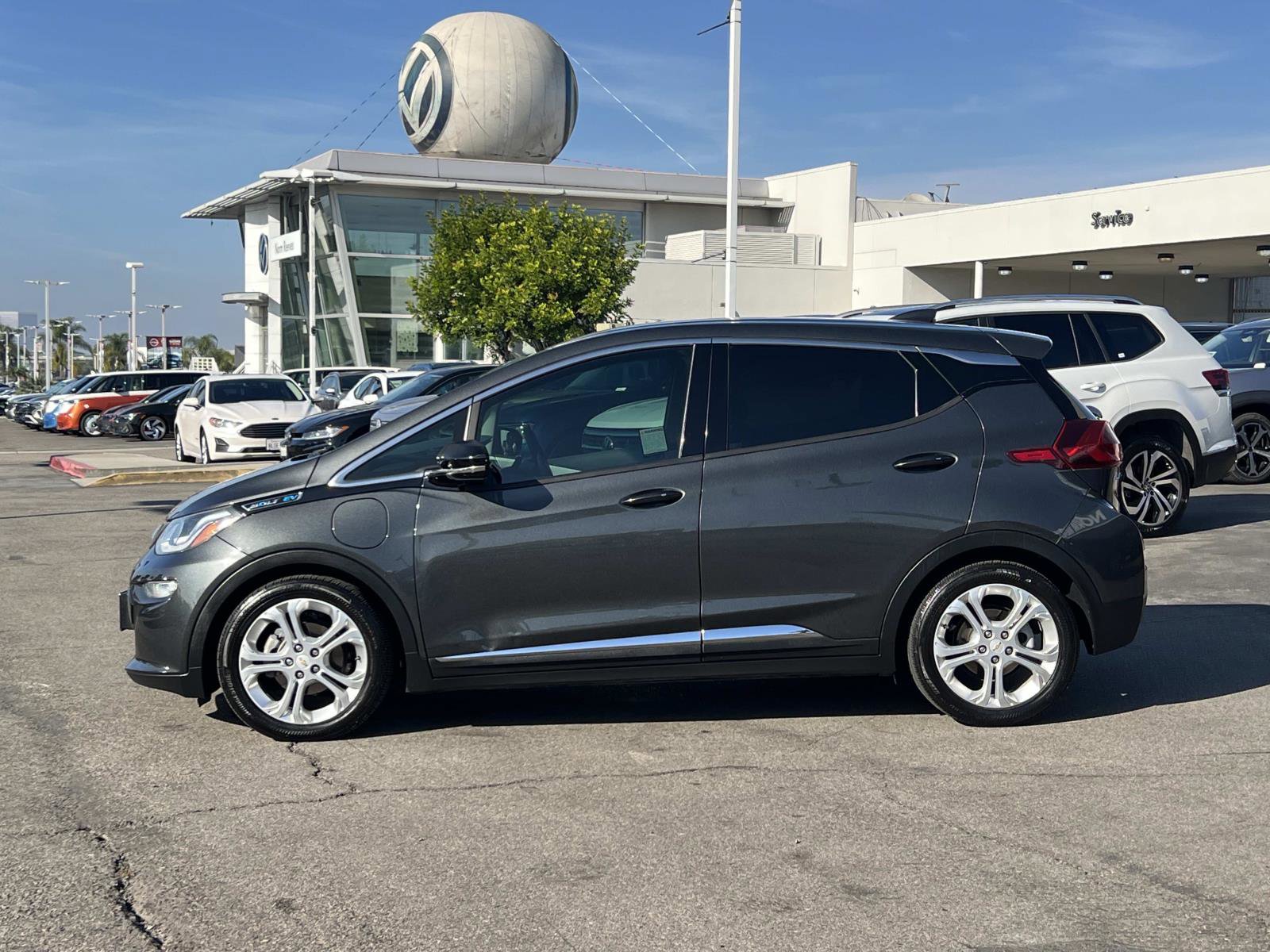 Used 2019 Chevrolet Bolt EV LT with VIN 1G1FY6S0XK4116751 for sale in Irvine, CA