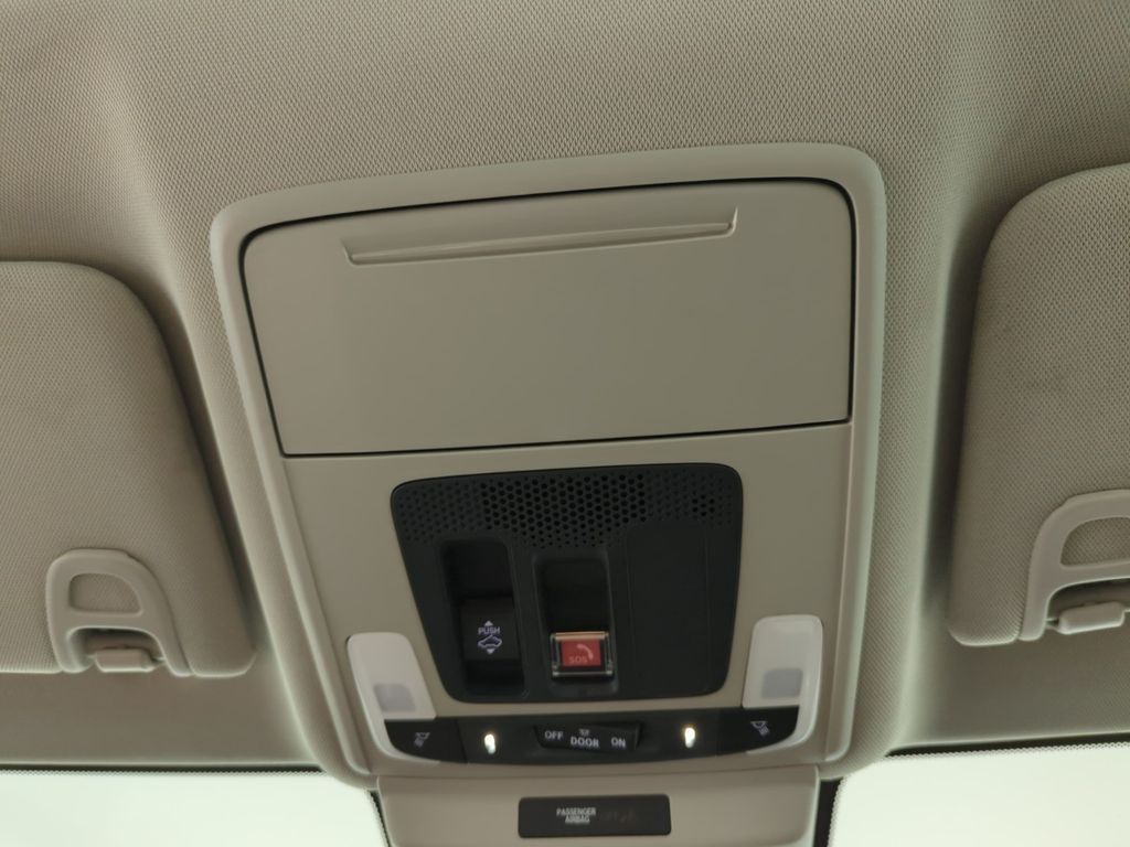 2025 Honda Accord SE photo 26
