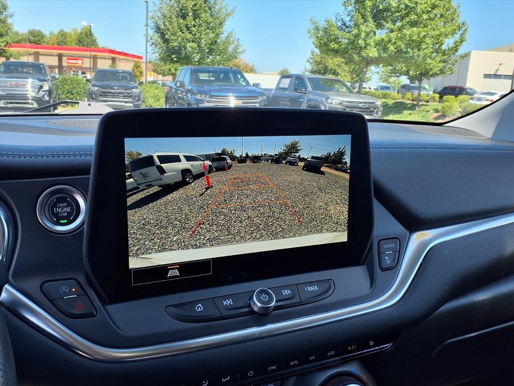 2023 Chevrolet Blazer 2LT photo 3