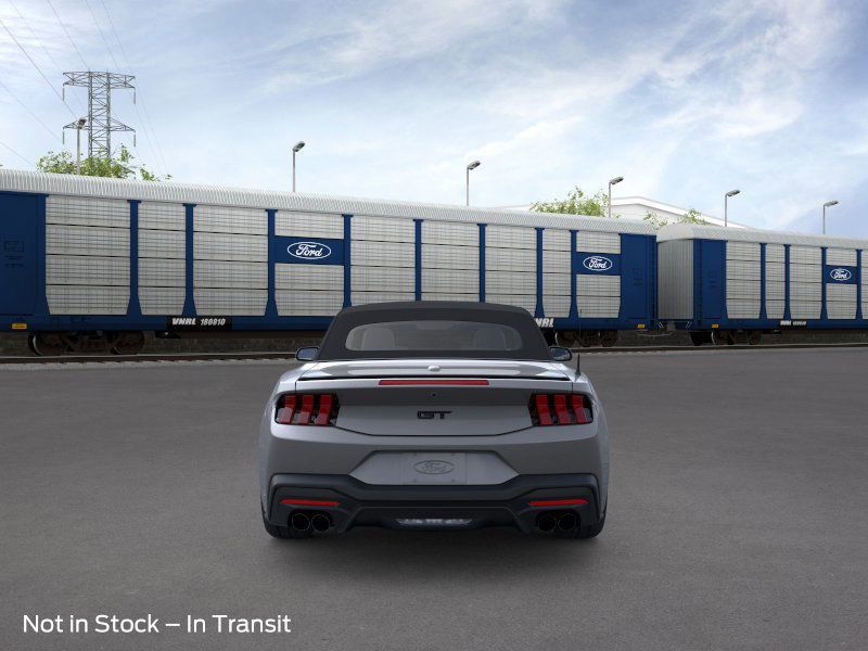 2025 Ford Mustang GT Premium photo 3