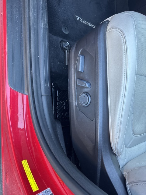 2022 Hyundai Tucson SEL photo 2