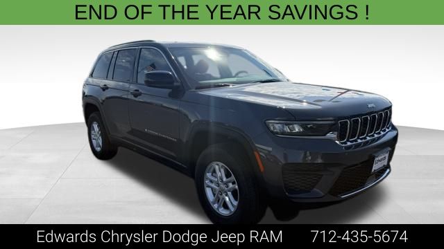 2025 Jeep Grand Cherokee Laredo's photo