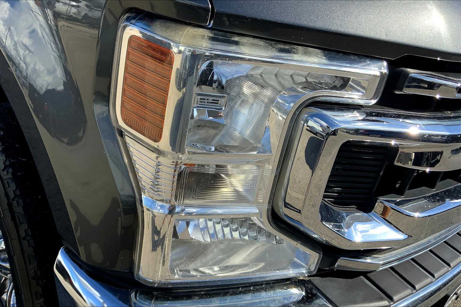 2020 Ford F-250 XLT photo 27