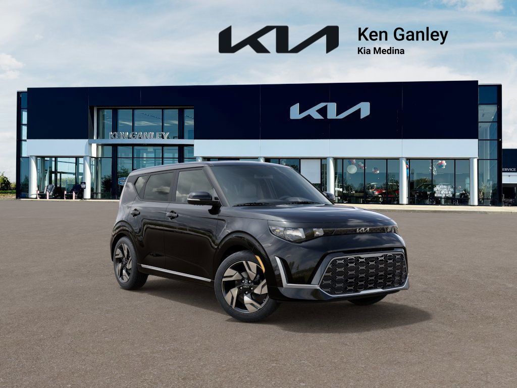 2025 Kia Soul GT-Line photo 4