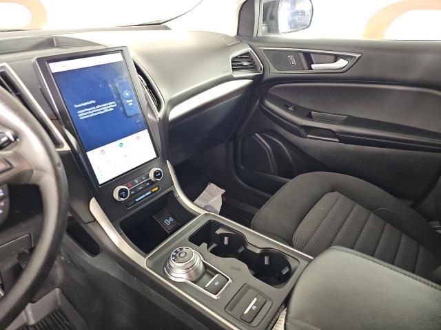 2024 Ford Edge SE photo 15
