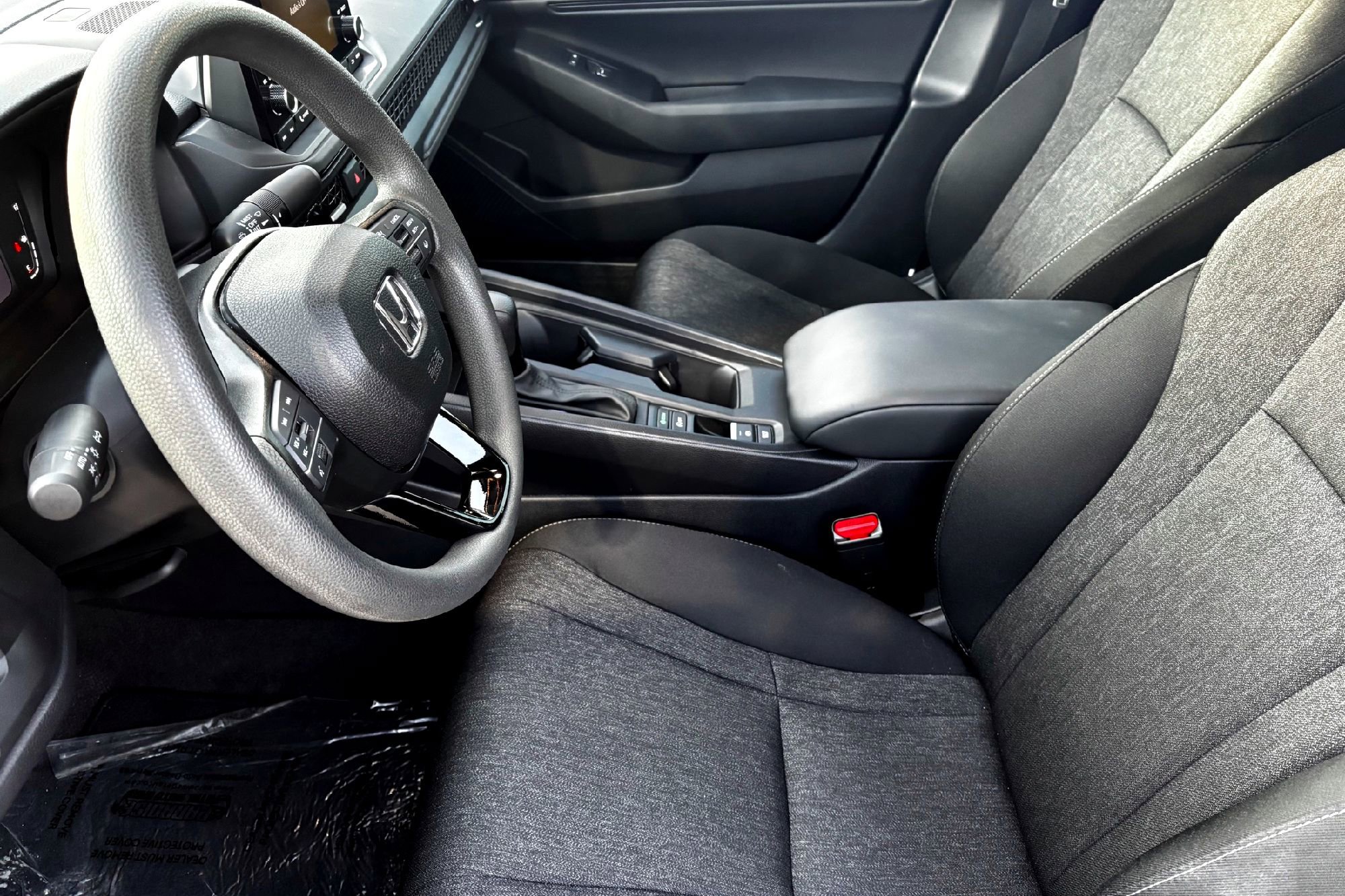 2025 Honda Accord SE photo 6