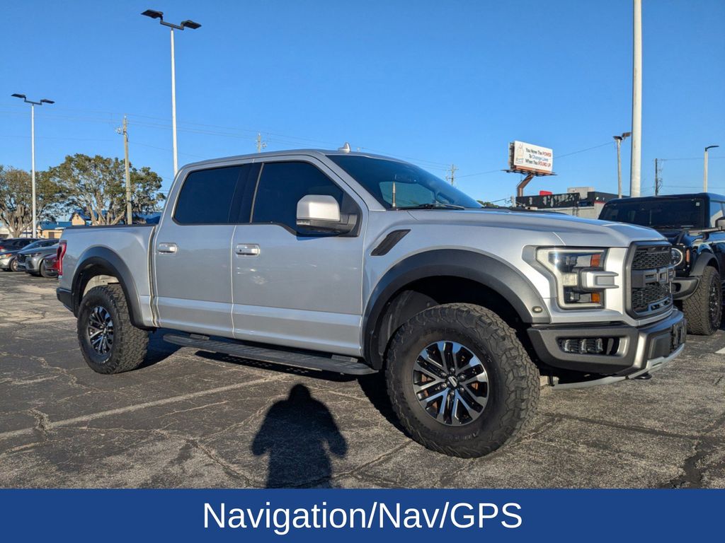 2019 Ford F-150 Raptor photo 2