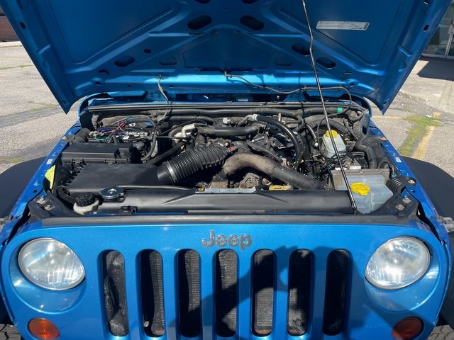 2010 Jeep Wrangler Unlimited Islander photo 22