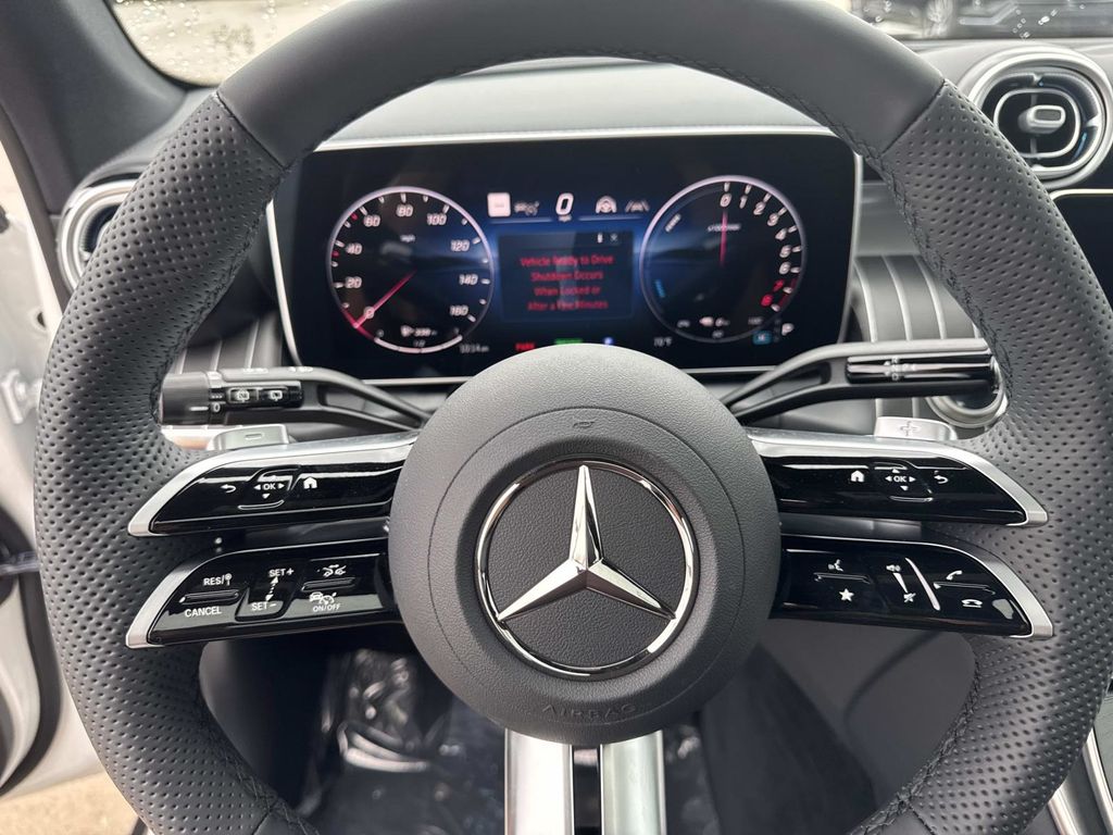 2026 Mercedes Benz GLC 350e 4MATIC photo 23