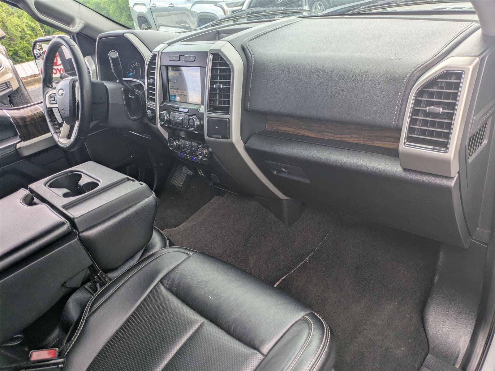 2019 Ford F-150 Lariat photo 30