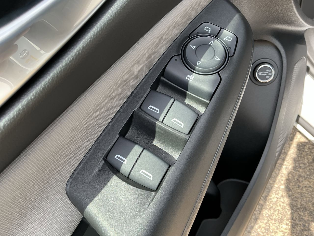 2025 Buick Envista Avenir photo 18