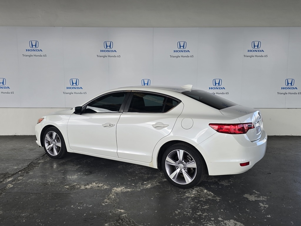 2013 Acura ILX 2.4L Premium photo 3
