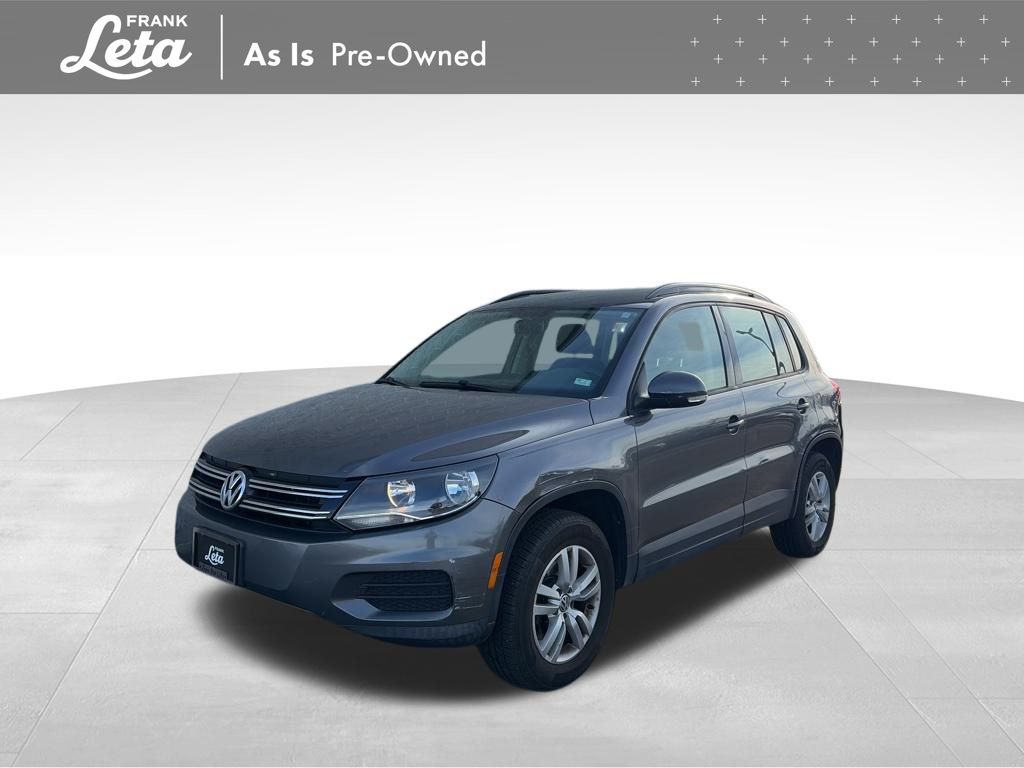 2015 Volkswagen Tiguan S's photo