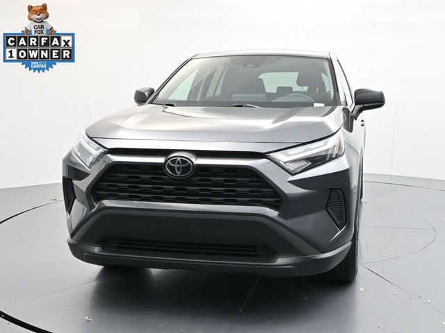 2024 Toyota RAV4 LE photo 2