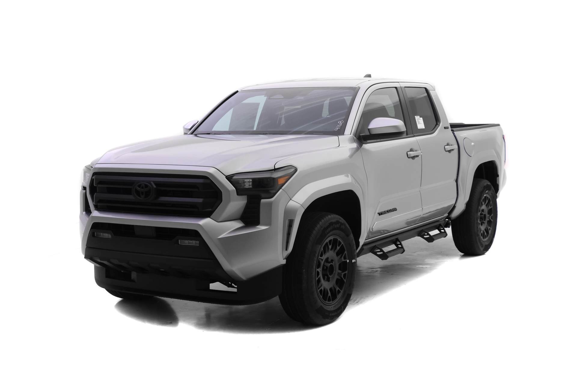 2025 Toyota Tacoma SR5's photo