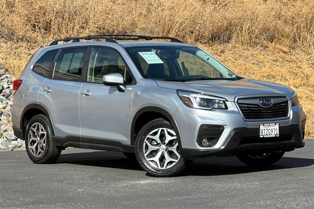 2021 Subaru Forester Premium photo 2