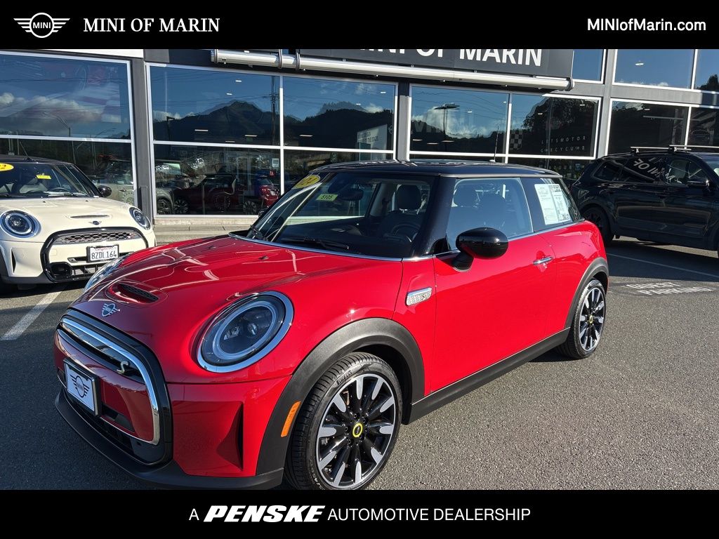 2024 MINI Hardtop 2 Door SE