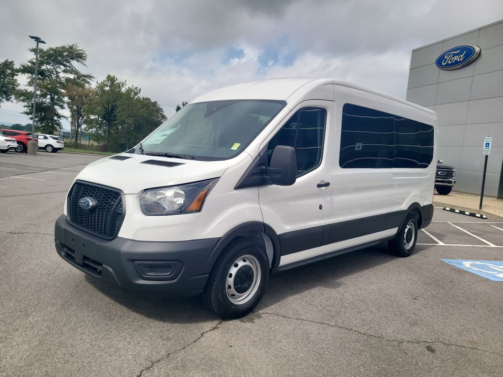 2025 Ford Transit photo 7