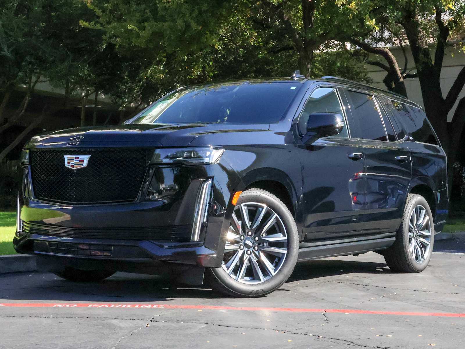 2021 Cadillac Escalade Sport's photo