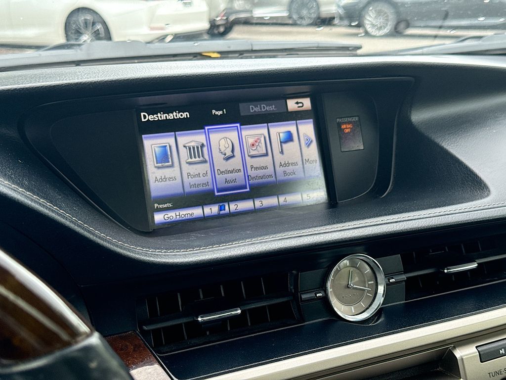 2014 Lexus ES 350 photo 26