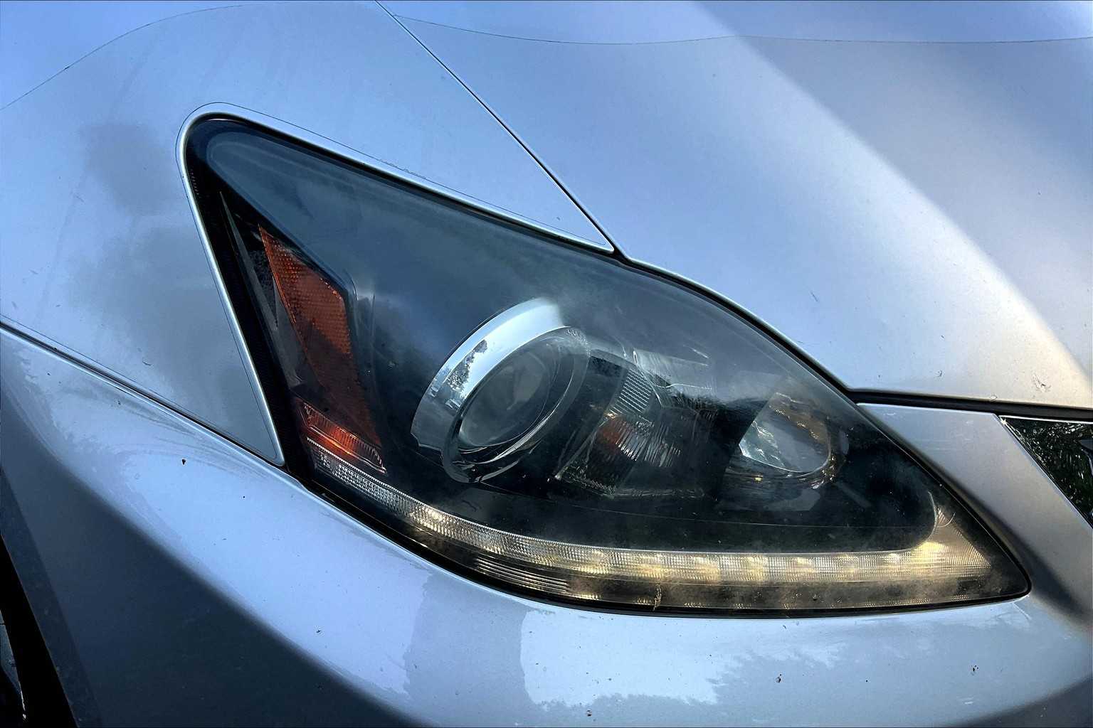 2011 Lexus IS 250C photo 23