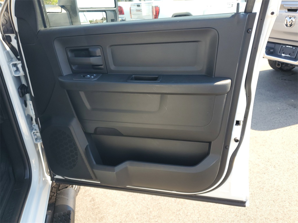 2026 Ram 2500 Tradesman photo 33