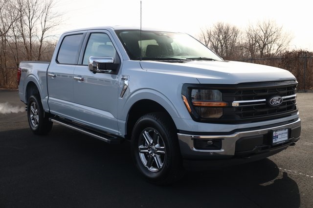 2025 Ford F-150 XLT photo 4