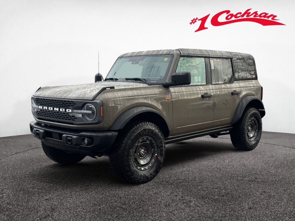 2025 Ford Bronco Badlands photo 3