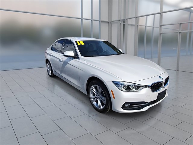 2018 Bmw 330i Sedan photo 2